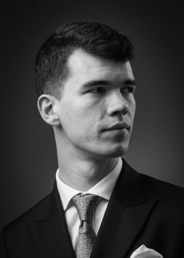 Portrait of Hadouin Leroy, creative developer based in Paris